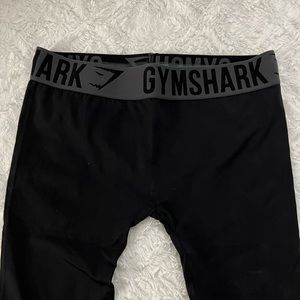 Gym shark leggings